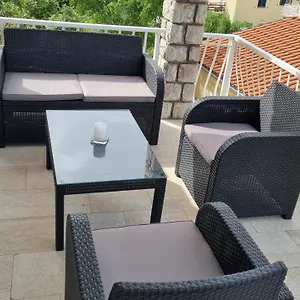  Apartman Mali